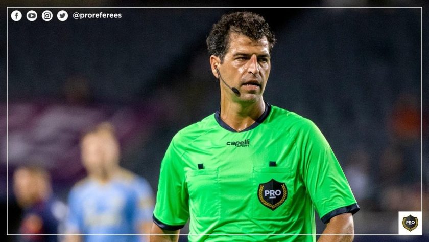 Referee Fotis Bazakos making a call